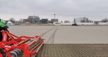 Stire din Social : GALERIE FOTO. Lucrări pe plajele de pe litoral. A început pregătirea pentru vara anului 2022