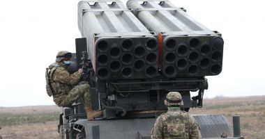 Galerie foto. Lansatoarele multiple de rachete LAROM au tras în Poligonul Capu Midia - 5