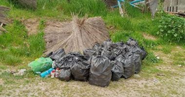 GALERIE FOTO. Vama Veche, după minivacanţa de 1 Mai - 2