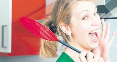 Stire din Diverse : Gândacii și furnicile v-au invadat casa? Iată unde le place să se ascundă