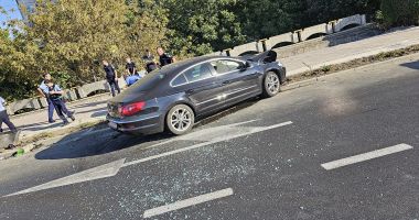 VIDEO/Urmărire ca-n filme în Constanța! Polițiștii au tras ȘASE focuri de avertisment ca să-l oprească pe șoferul fugar - 2