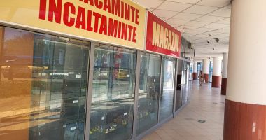 Lacăt pe afaceri! Spaţiile comerciale din Gara CF Constanţa îşi aşteaptă noii "jupâni" - 4