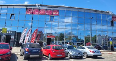 Lacăt pe afaceri! Spaţiile comerciale din Gara CF Constanţa îşi aşteaptă noii "jupâni" - 7