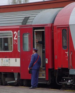 Stire din Economie : Navetiștii constănțeni plătesc mai puțin pentru biletele de tren