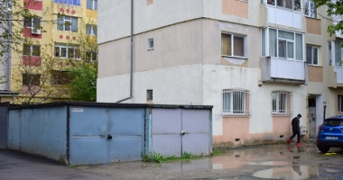 "E o țigănie de la un capăt la altul!" Cine  nu vrea să scăpăm de garajele dintre blocuri - 4