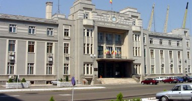 Stire din Economie : Nicolae Valeriu Ionescu a preluat șefia administrației porturilor maritime