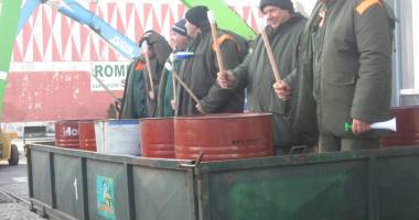 Gara Maritimă e "asediată" de macarale, tractoare și vole - 2