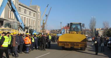 Gara Maritimă e "asediată" de macarale, tractoare și vole - 8