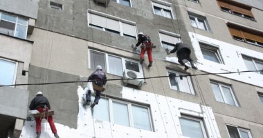 Stire din Economie : Garanții de 50 milioane lei pentru reabilitarea termică a locuințelor