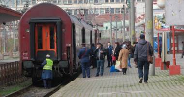 Stire din Social : CFR Călători. Întârzieri de zeci de minute, spre Constanța