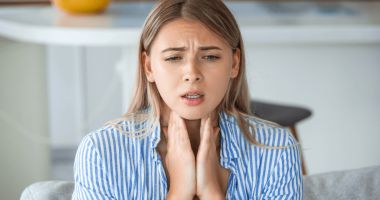 Stire din Sănătate : Activitatea fizică poate ameliora durerile din gât