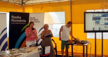 Stire din Cultură-Educație : "CUGET LIBER" a obținut  Trofeul Presei la Târgul GAUDEAMUS