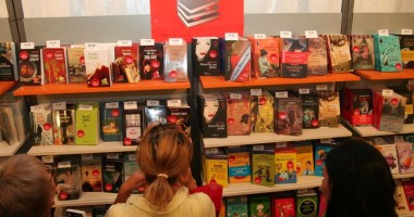 Expediție culturală la târgul de carte Gaudeamus