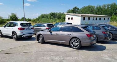 Stire din Eveniment : Șase autoturisme, indisponibilizate de poliţiştii de frontieră. Care este motivul