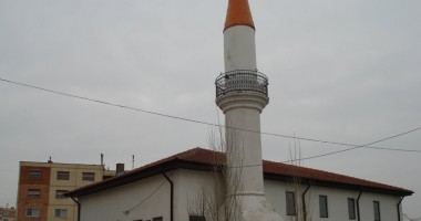 Stire din Cultură-Educație : 200 de ani de la construirea Geamiei "Sultan Mahmud" din Hârșova