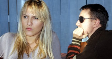 Stire din Cetățenești : De ce sunt oamenii geloși