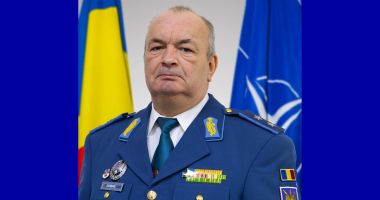 Stire din Eveniment : Schimbări la vârful Armatei. Nicușor Dan trimite în rezervă doi generali