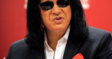 Stire din Monden : Liderul trupei Kiss, scos de pe lista invitaților la concertul în memoria lui Michael Jackson