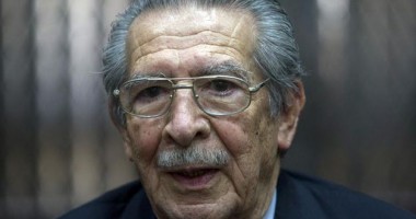 Stire din Actualitate : Condamnat la 80 de ani de închisoare pentru genocid și crime de război