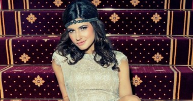 Stire din Monden : Fiica lui Mircea Geoană, într-un pictorial pentru o casă de modă / Galerie foto