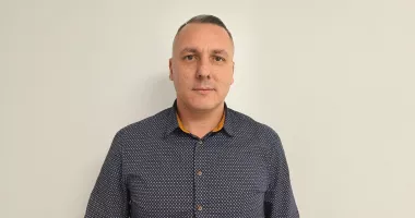 Stire din Interviu : Poliția penitenciară, în pragul colapsului. George Lazer dezvăluie de ce fug profesioniștii din sistem