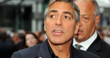 Stire din Monden : George Clooney, sex în grup cu Cindy Crawford