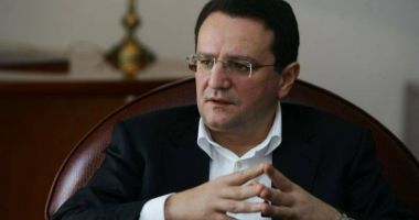 Stire din Economie : George Maior reacționează în scandalul acoperiților: "Să fie audiați și Dragnea, Ponta"