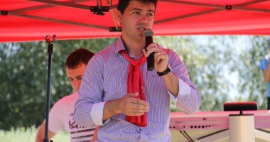 Stire din Politică-Administrație : PSD îi bagă primarului George Scupra un liberal pe gât