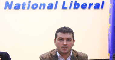 Stire din Politică-Administrație : Primarul George Scupra, reconfirmat în funcția de președinte al PNL Ovidiu