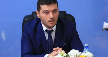 Stire din Politică-Administrație : Primarul George Scupra: "Ne-am luat orașul înapoi!"