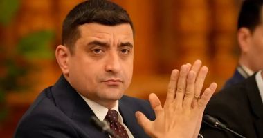 Stire din Politică-Administrație : Simion, despre deprecierea leului: O mișcare electorală cât se poate de penibilă