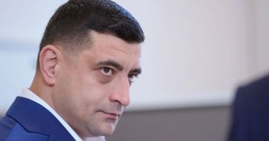 Stire din Politică-Administrație : Nu se potolește! George Simion instigă la proteste în ziua în care Nicușor Dan depune jurământul