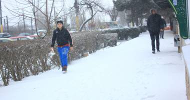 Stire din Social : ANM AVERTIZEAZĂ: GER DE CRAPĂ PIETRELE, ÎN URMĂTOARELE ZILE, LA CONSTANȚA. Ce temperaturi ne așteaptă