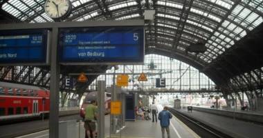 Stire din Actualitate : Greve de amploare în Germania și Portugalia