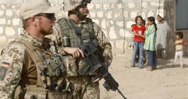 Stire din Actualitate : Germania intenționează să trimită 1.200 de militari în lupta împotriva Statului Islamic în Siria