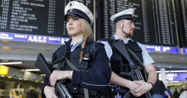 Stire din Actualitate : Poliția și armata, operațiune antitero de amploare,  în Germania