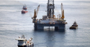 Stire din Economie : Germania și România, somate să aplice Directiva privind siguranța activităților offshore
