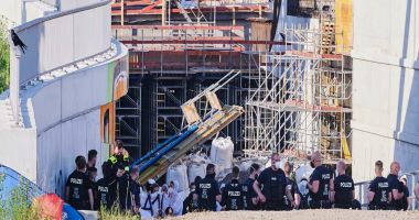 Stire din Actualitate : DPA - Germanii au protestat împotriva construirii unei autostrăzi