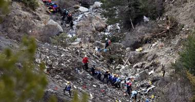 Stire din Actualitate : Avion părbușit în Franța. Informație de ultim moment