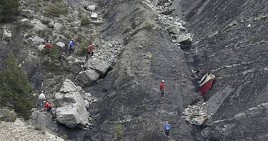 Stire din Actualitate : AVIONUL GERMANWINGS, PRĂBUȘIT INTENȚIONAT, DE COPILOT