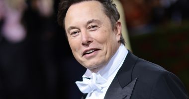 Elon Musk l-ar susține pe rivalul lui Donald Trump, Ron DeSantis, la preşedinţie