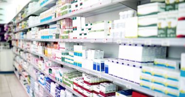 Stire din Eveniment : Operaţiune antidrog! Angajat din industria farmaceutică, acuzat că a vândut peste 10.000 de comprimate cu Fentanil şi Oxicodonă