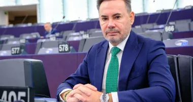 Europarlamentarul Gheorghe Falcă cere excluderea lui Adrian Veștea din PNL