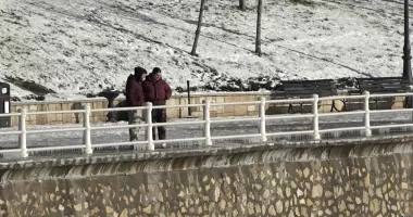 Stire din Social : Faleza Cazinoului și Lacul Tăbăcărie, transformate în peisaje de iarnă spectaculoase