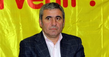 Stire din Sport : Gheorghe Hagi: "Eu cred  într-un campionat cu 18 echipe"