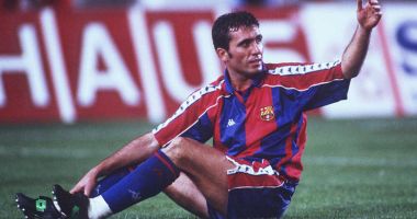 Stire din Sport : Gheorghe Hagi, inclus în topul celor mai buni decari de la FC Barcelona