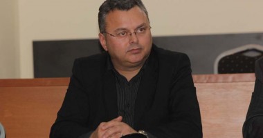 Stire din Politică-Administrație : "Ministerul Sănătății caută soluții pentru ieftinirea medicamentelor oncologice"