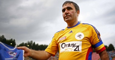 Stire din Sport : Regele HAGI, acuzat de BLAT!