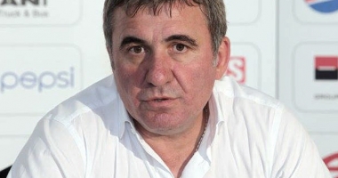 Stire din Sport : Hagi: "Am avut noroc de mentori și antrenori!"