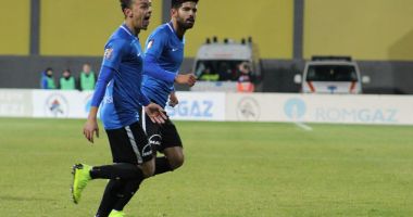 Stire din Sport : Gheorghe Hagi s-a despărțit de un jucător. Lyes Houri a plecat în Ungaria